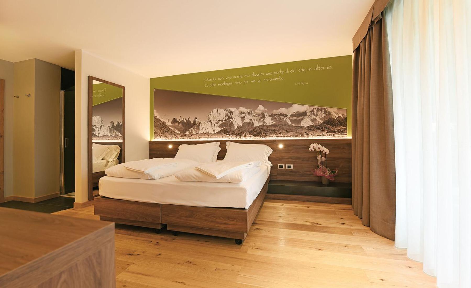 Deluxe Double or Twin Room Balcony